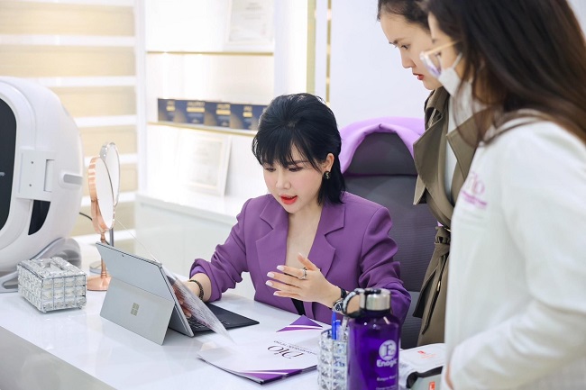 Currently, Pinky Le holds the role of CEO of Dio International Aesthetics