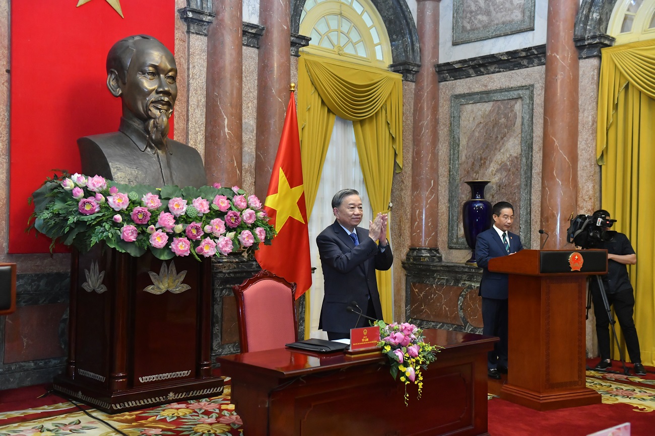 Tổng Bí thư, Chủ tịch nước Tô Lâm gặp mặt Đoàn đại biểu Hiệp hội Doanh nghiệp nhỏ và vừa Việt Nam tại Phủ Chủ tịch.