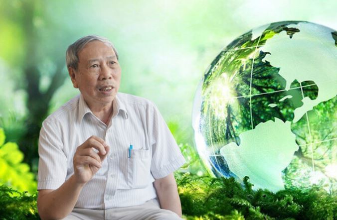 Prof. Dr. Hoàng Xuân Cơ, former Director of the Center for Environmental Monitoring and Modeling Research at the University of Science, Hanoi National University