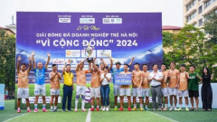 FC Doanh nhân trẻ 1983 đoạt Cup vàng Giải bóng đá Doanh nghiệp trẻ Hà Nội "Vì cộng đồng" 2024