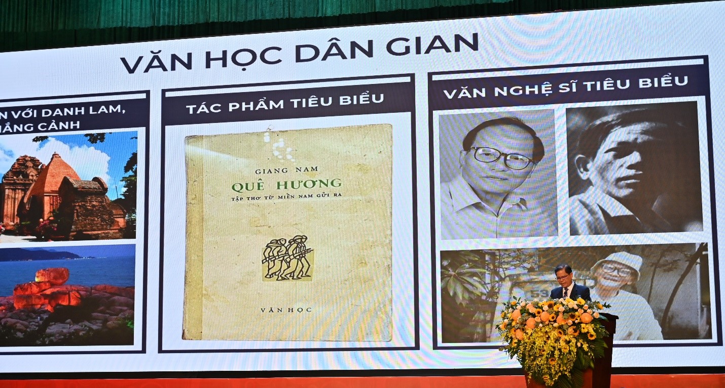 Văn nghệ sĩ tiêu biểu Xứ Trầm Hương
Nhà thơ Giang Nam, Võ Hồng