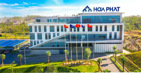 Hòa Phát Group leaders receive major pay hike during steel market crisis