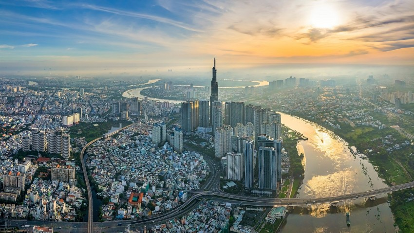 The Saigon River corridor should be the center of upcoming plans