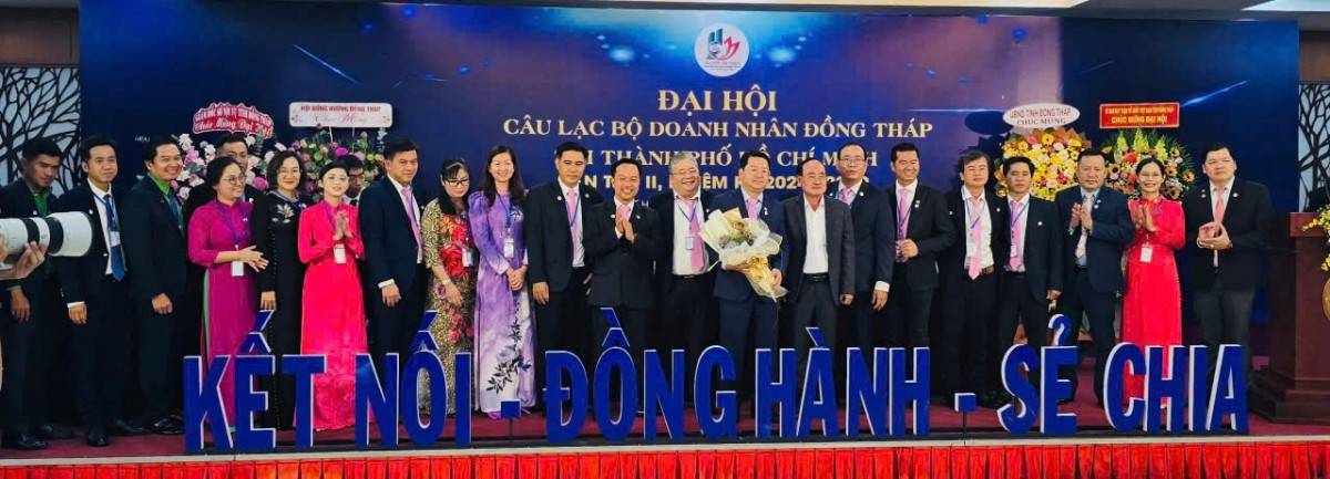 The Executive Committee of the Đồng Tháp Entrepreneurs Club in Ho Chi Minh City for the 2024 - 2029 term was introduced at the Congress.