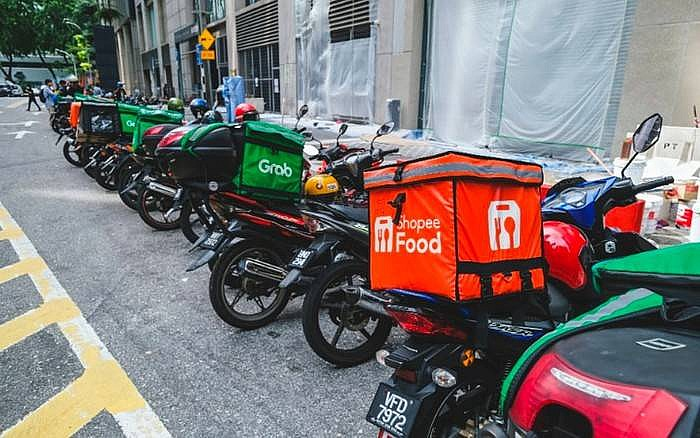 ShopeeFood and Grab not only dominate the food delivery market in Vietnam but also hold significant sway across numerous markets in Southeast Asia