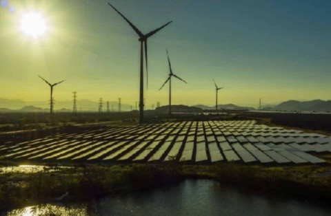 Renewable energy and the institutional challenge: In need of a harmonious solution