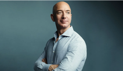 Billionaire Bezos teaches Vietnamese entrepreneurs: “Don’t do business, be obsessed with customers”