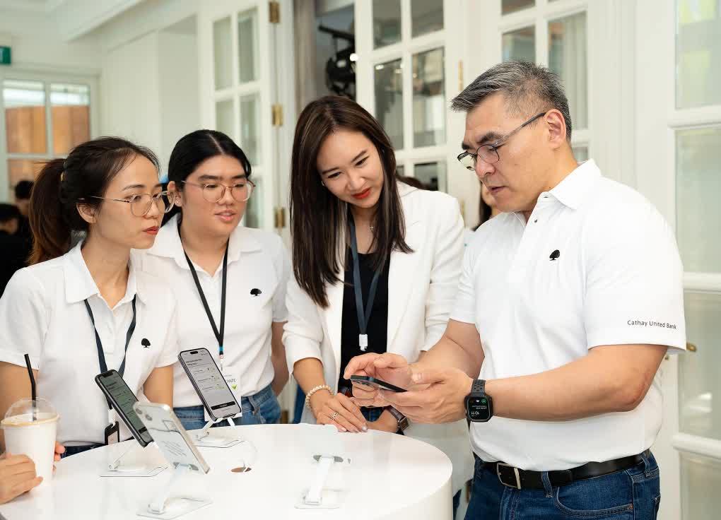 CUB leverages cloud computing solutions and big data, combined with in-depth knowledge of the Vietnamese market, to deliver digital financial products.
Photo: Cathay United Bank.