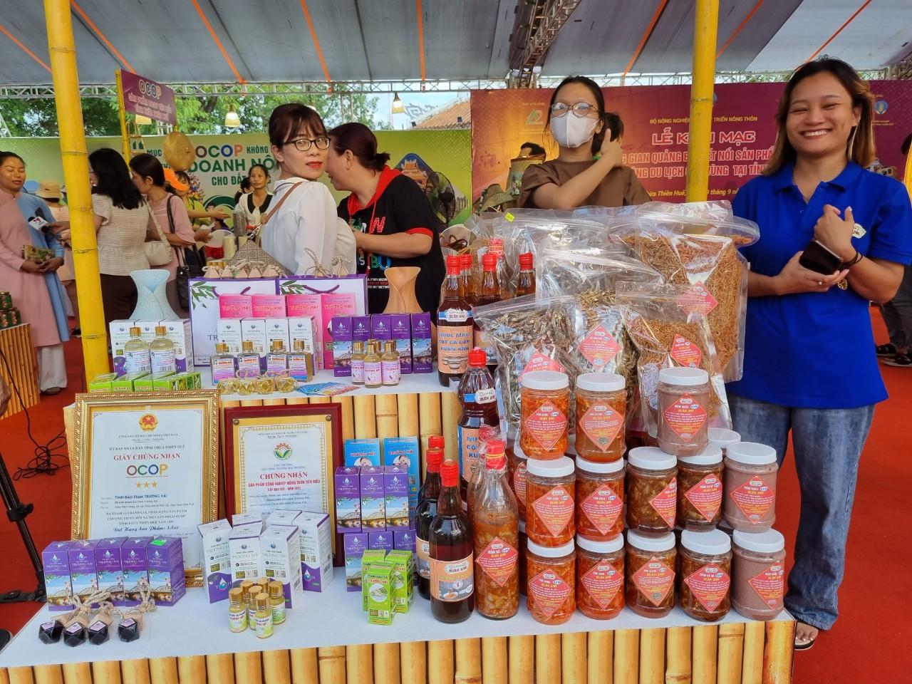 OCOP-certified products, Hue's signature local specialties and traditional craft village goods are the core product categories that Hi1 prioritizes for brand building, information digitization and distribution channel expansion on its e-commerce platform